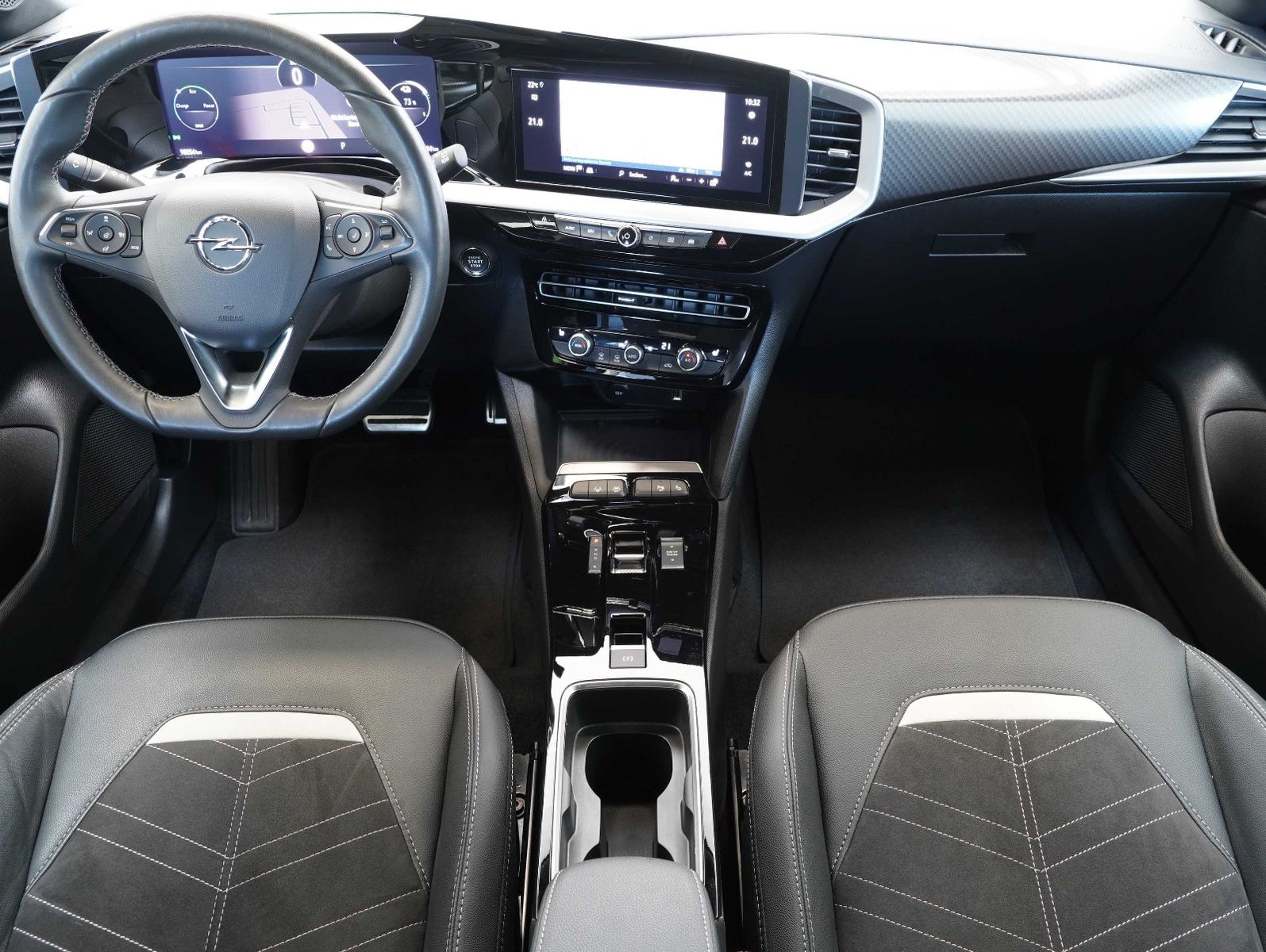 Fahrzeugabbildung Opel Mokka-e Ultimate 50KWH/11KW/WÄRMEPUMPE/SOH