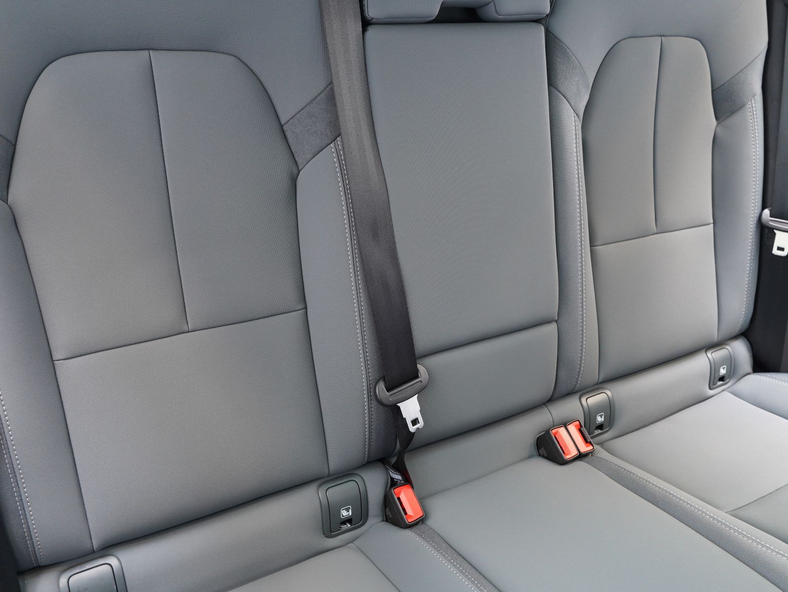 Fahrzeugabbildung Polestar 2 Long Range Single Motor PILOT-LITE/PLUS-PAKET