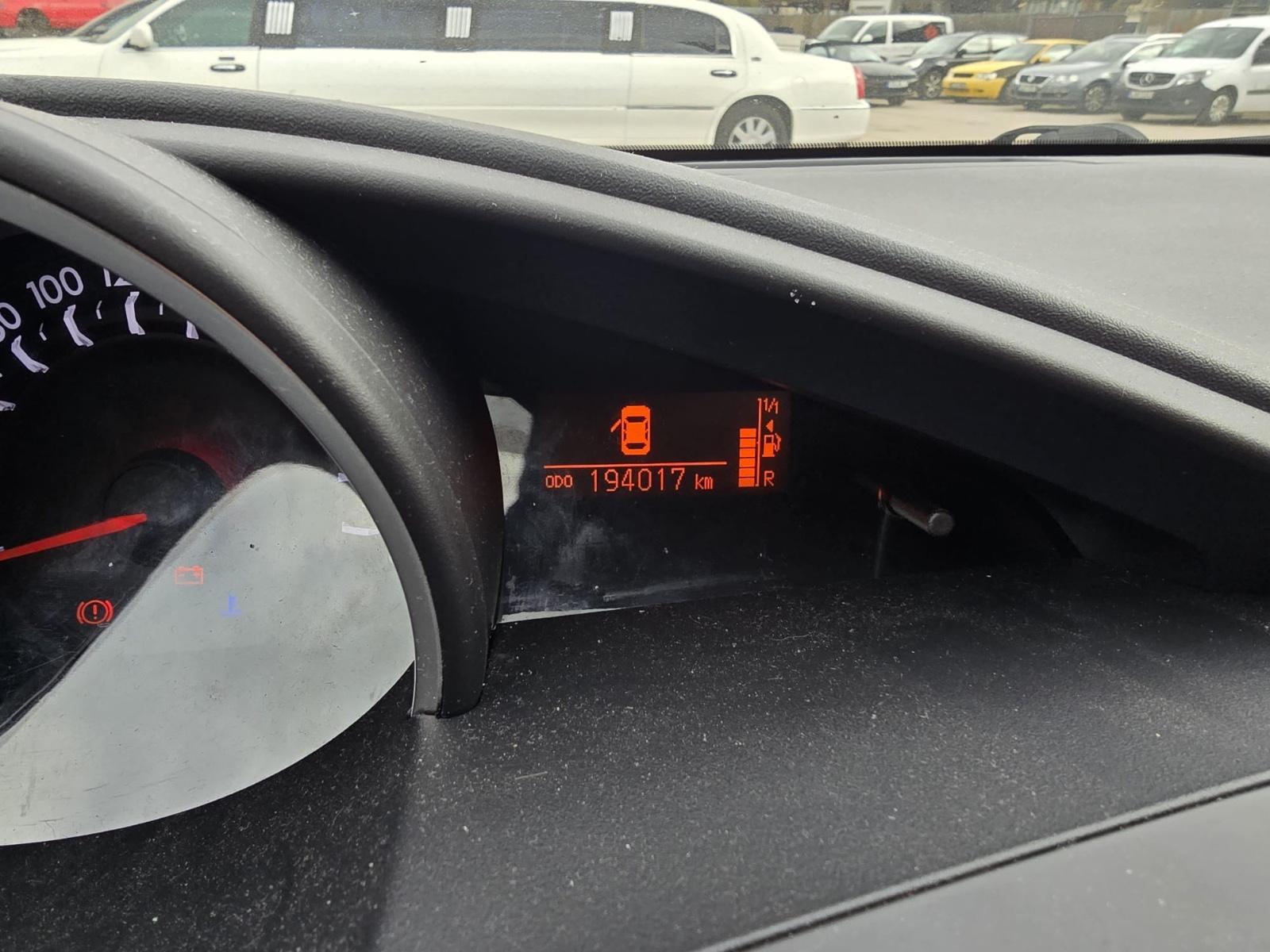 Toyota Verso 2014 — photo 11