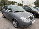 Lancia Ypsilon 1.3 MJT 75 CV Argento - Lancia Ypsilon Argento mit Diesel-Antrieb