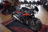 Triumph Street Triple R 1Hand/mini Heck LED - Triumph Motorräder in Leipzig