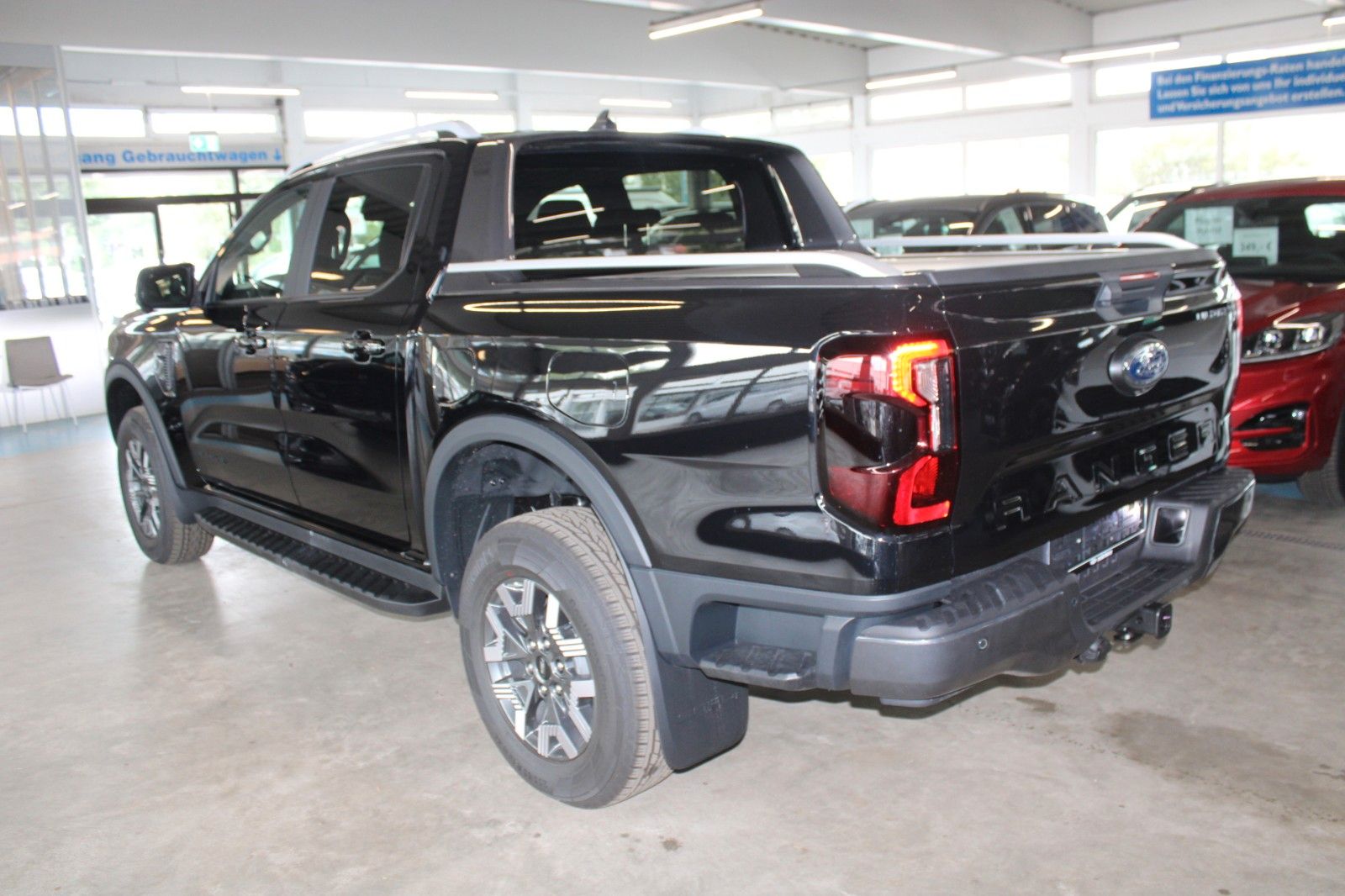 Fahrzeugabbildung Ford Ranger Wildtrak PHEV Aut. AHK LED TECHNOLOGIE P.