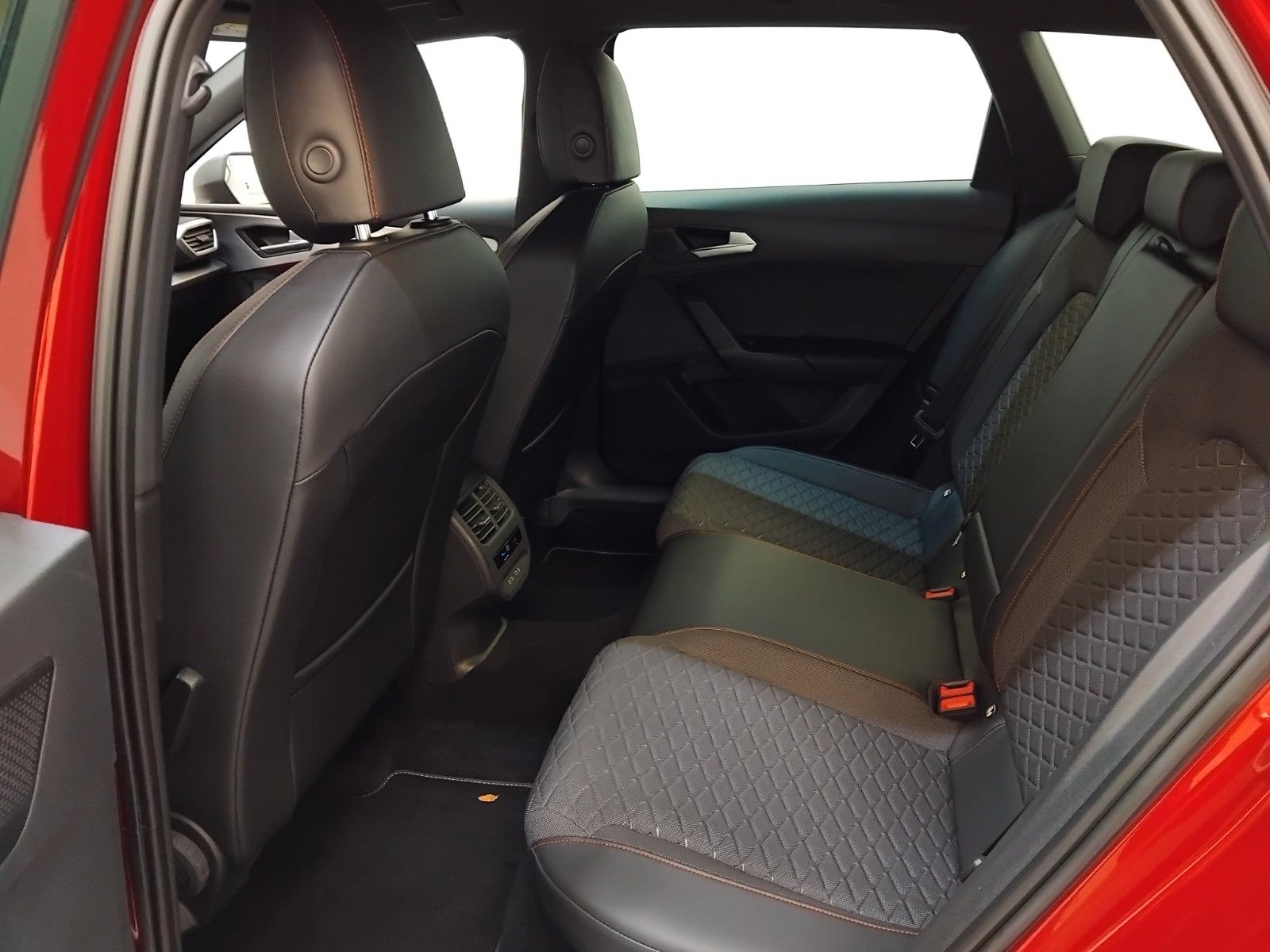 Seat Leon (09/2021, Benzin)