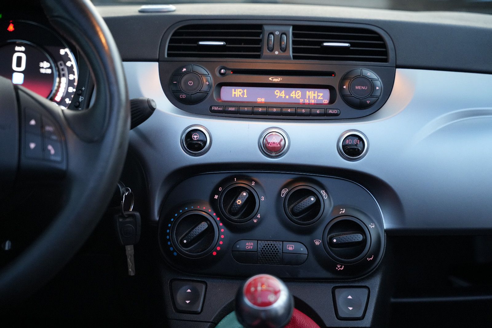 Fahrzeugabbildung Fiat 500C S *Sound-System Interscope*Bluetooth*Italia