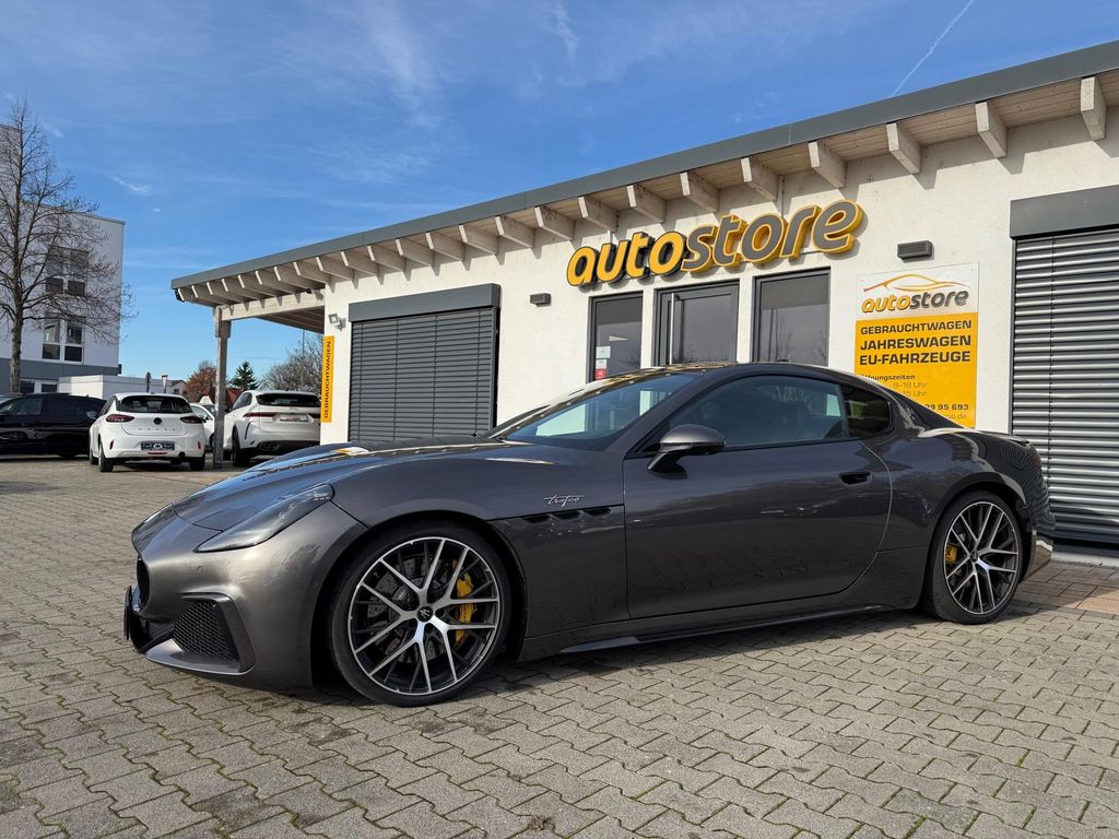 Image of Maserati Granturismo