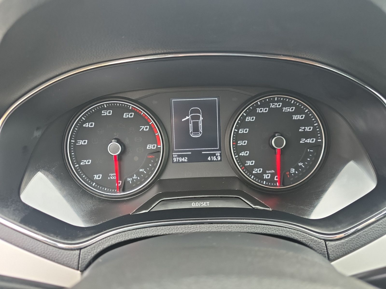 Fahrzeugabbildung SEAT Arona Xcellence*Navigationssystem AHK PDC SiTZHE
