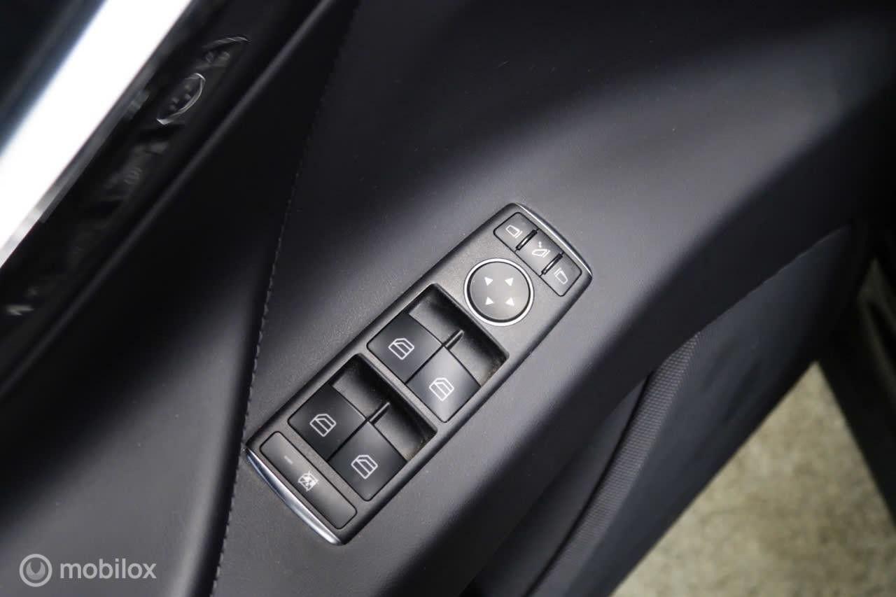 TESLA MODEL X - 75D AUTOPILOT - 333 CV - HAYON ÉLECTRIQUE - ATTELAGE