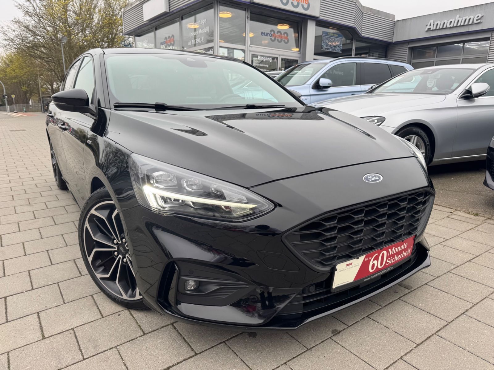 Focus *Aut*Spur*Pano*Kamera*Sitzheiz*Temp*