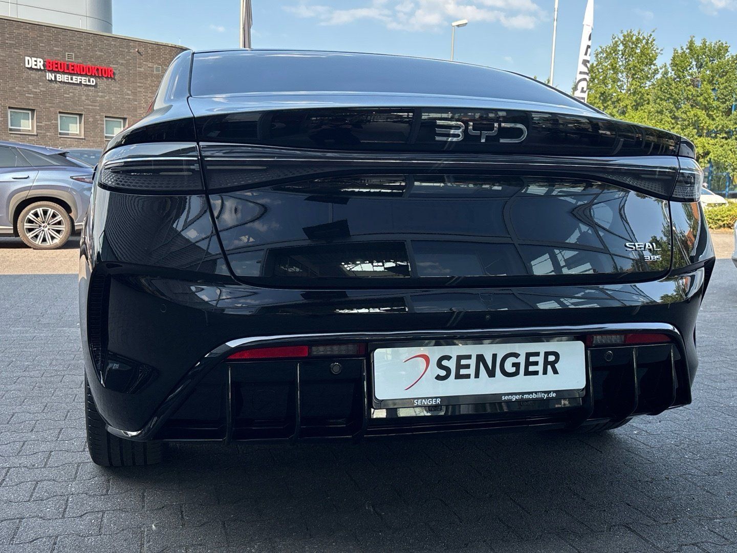 BYD SEAL