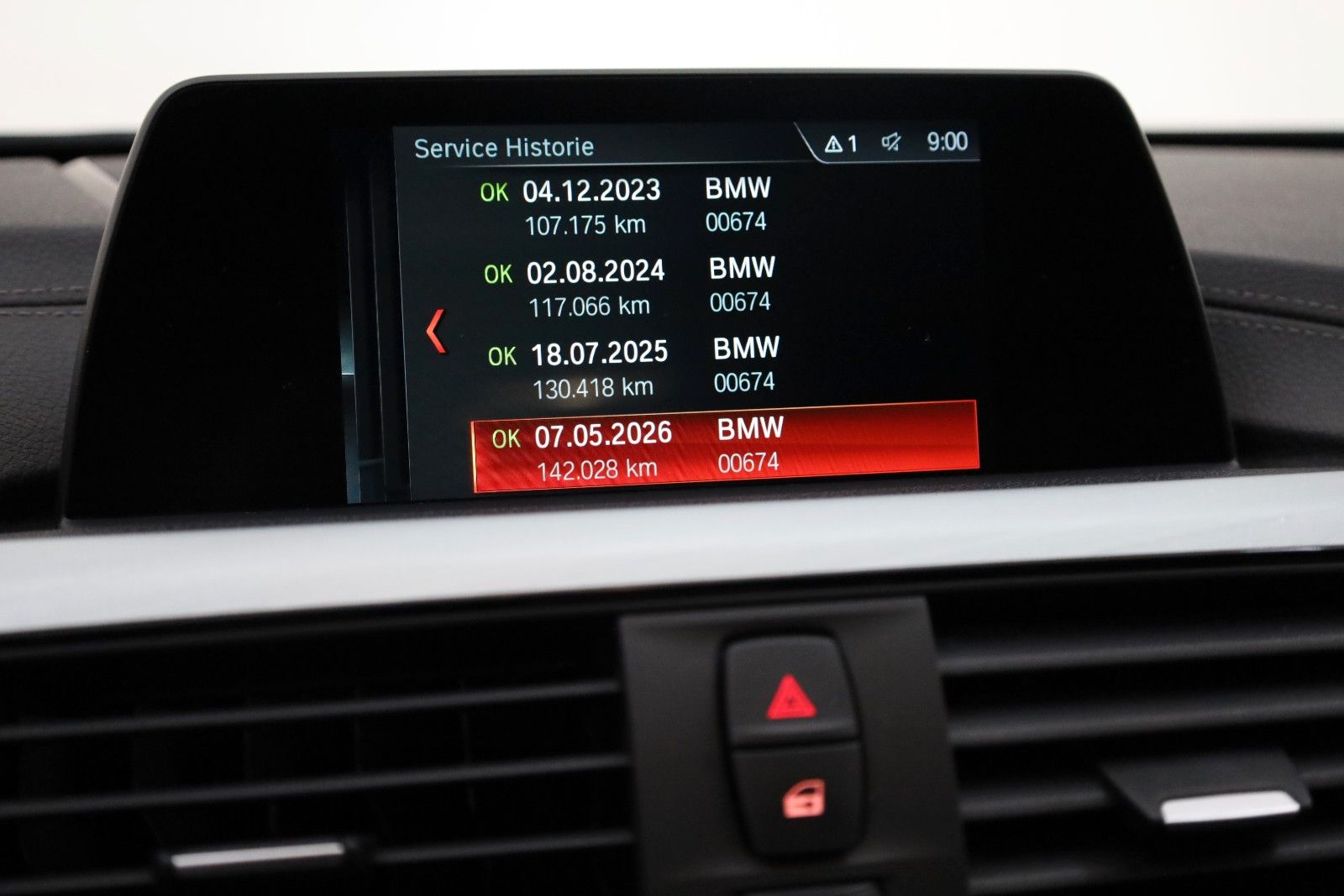 Fahrzeugabbildung BMW 320d Touring M Sport Leder,Navi,LED,SH,PDC,SR+WR