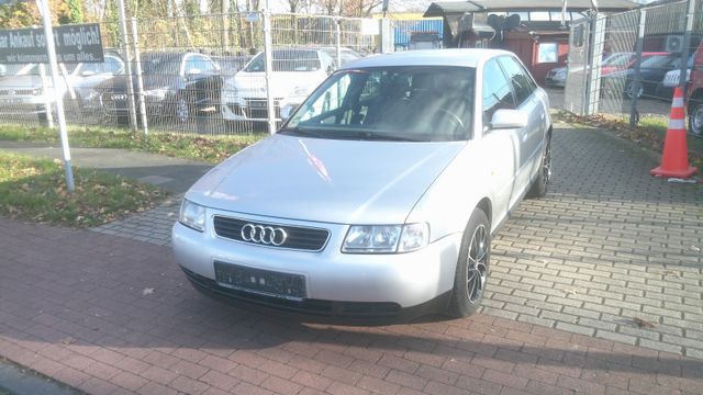 Audi A3 / Klima/ BT Audio/ 4 x EFH / 5 Sitzer / TOP!!