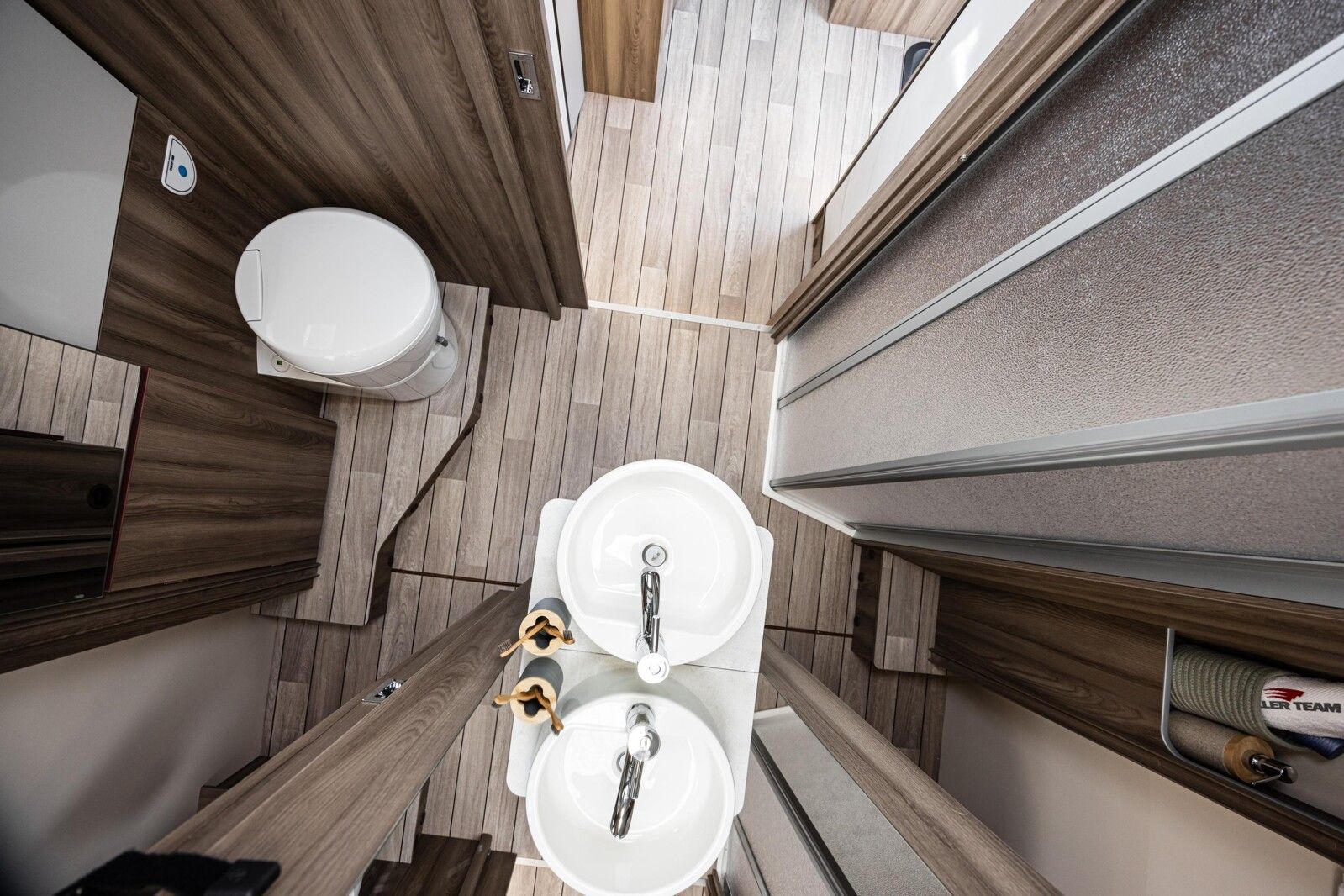 Fahrzeugabbildung Roller Team Kronos 266 TL Ford