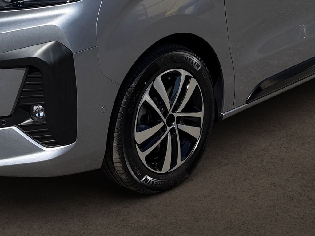 Fahrzeugabbildung Citroën Spacetourer M Diesel 180 Autm. Plus