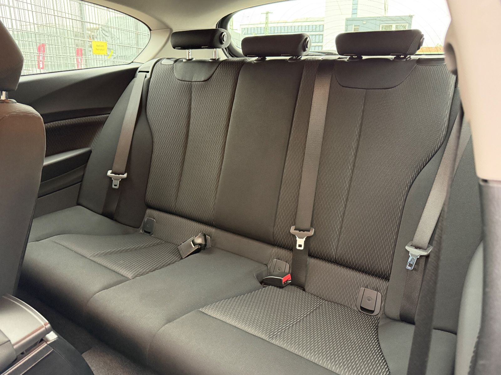 Fahrzeugabbildung BMW 118d AUTOMATK*LED*KLIMA*RADIO