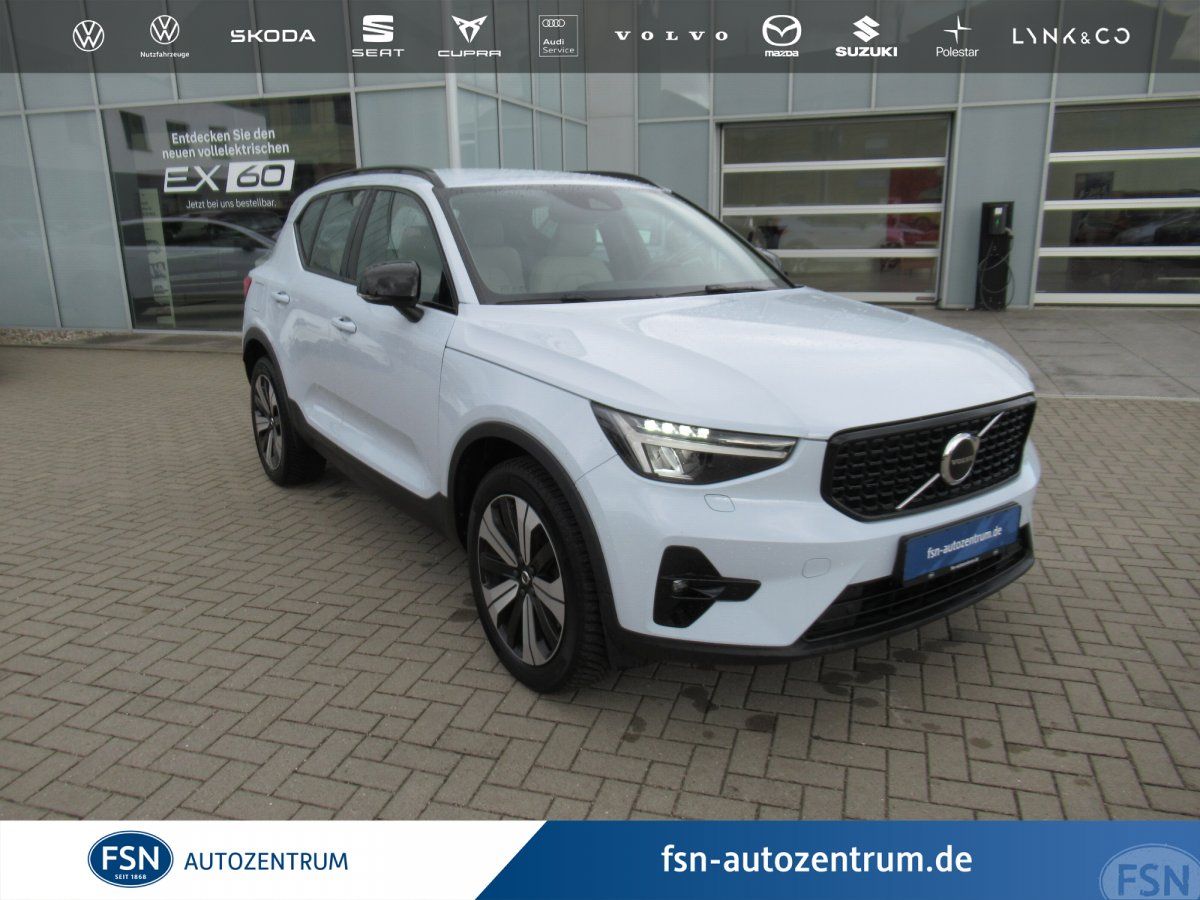 Volvo XC40 Recharge T4 Plug-in Hybrid Plus Dark