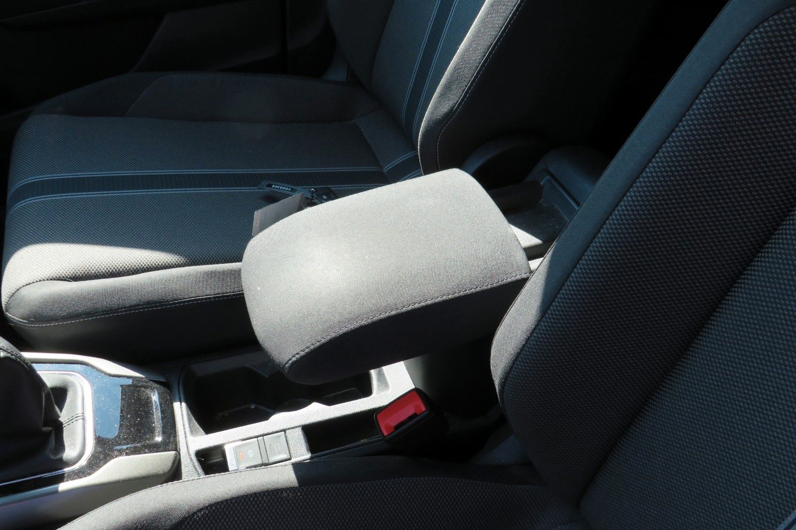Fahrzeugabbildung Volkswagen T-Roc Style ACC KAMERA SITZH. KEYLESS PDC APP 1H