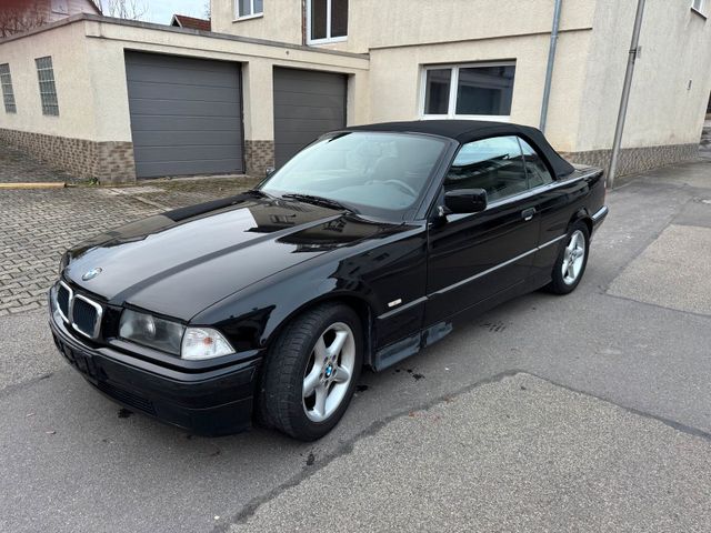 BMW e36 318i Cabrio