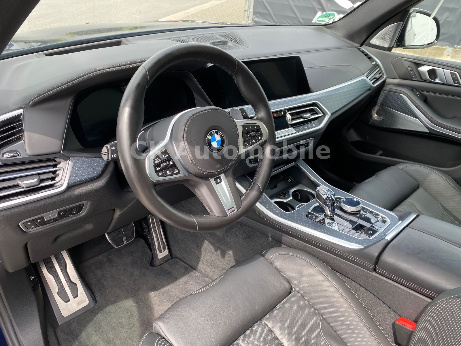 Fahrzeugabbildung BMW X5 xDrive45e M-Sport/Laser/Pano/Head-Up/360°/AHK