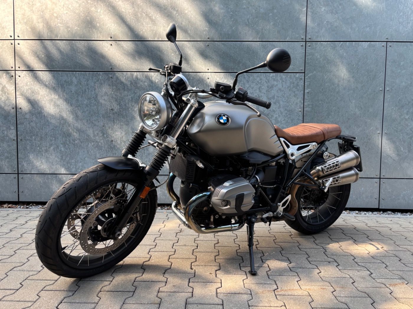 Fahrzeugabbildung BMW R nine T Scrambler