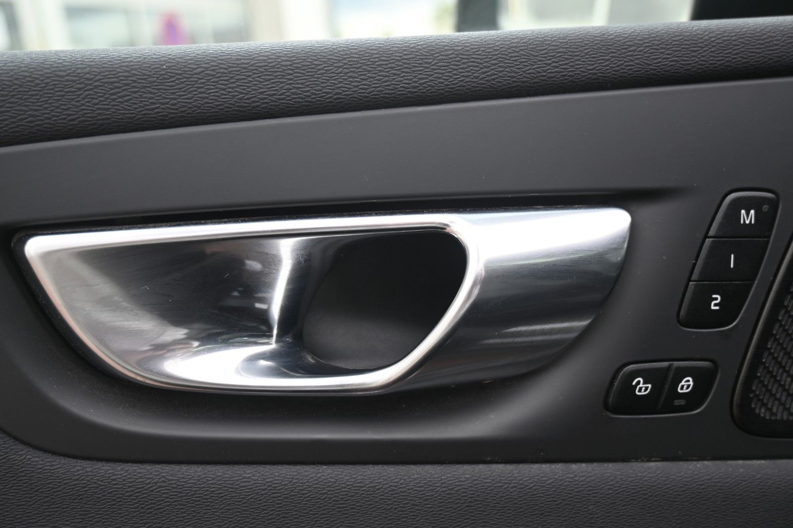 Fahrzeugabbildung Volvo XC60 Inscription T6 PHEV AWD*Luft*HUD*360°*STHZG