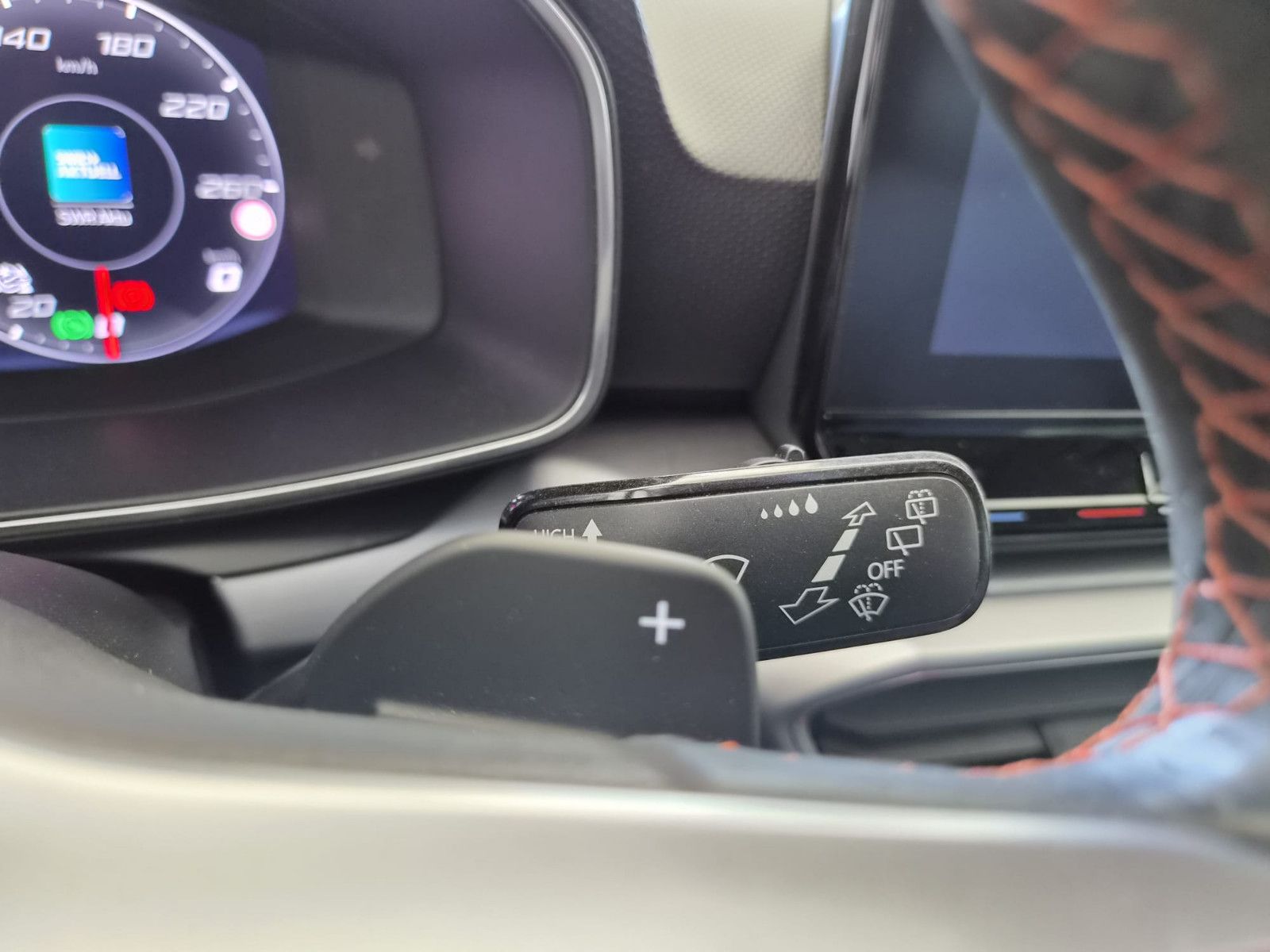 Fahrzeugabbildung SEAT Leon FR / LED / KAMERA / GARANTIE