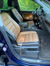 Volkswagen Touareg 4.2 V8 Tiptronic Individual  - Volkswagen Touareg mit Benzin-Antrieb