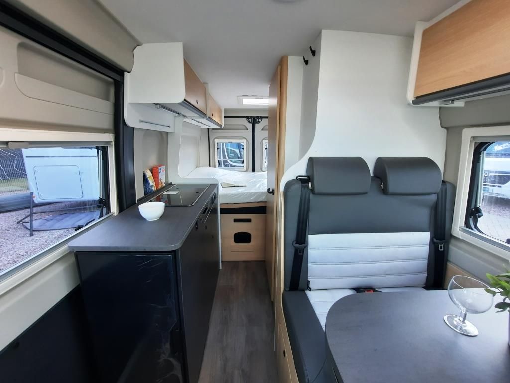 Fahrzeug Übersicht 6 Fahrzeugabbildung Sunlight Camper Van CLIFF 600 Adventure Edition Verfüg./S