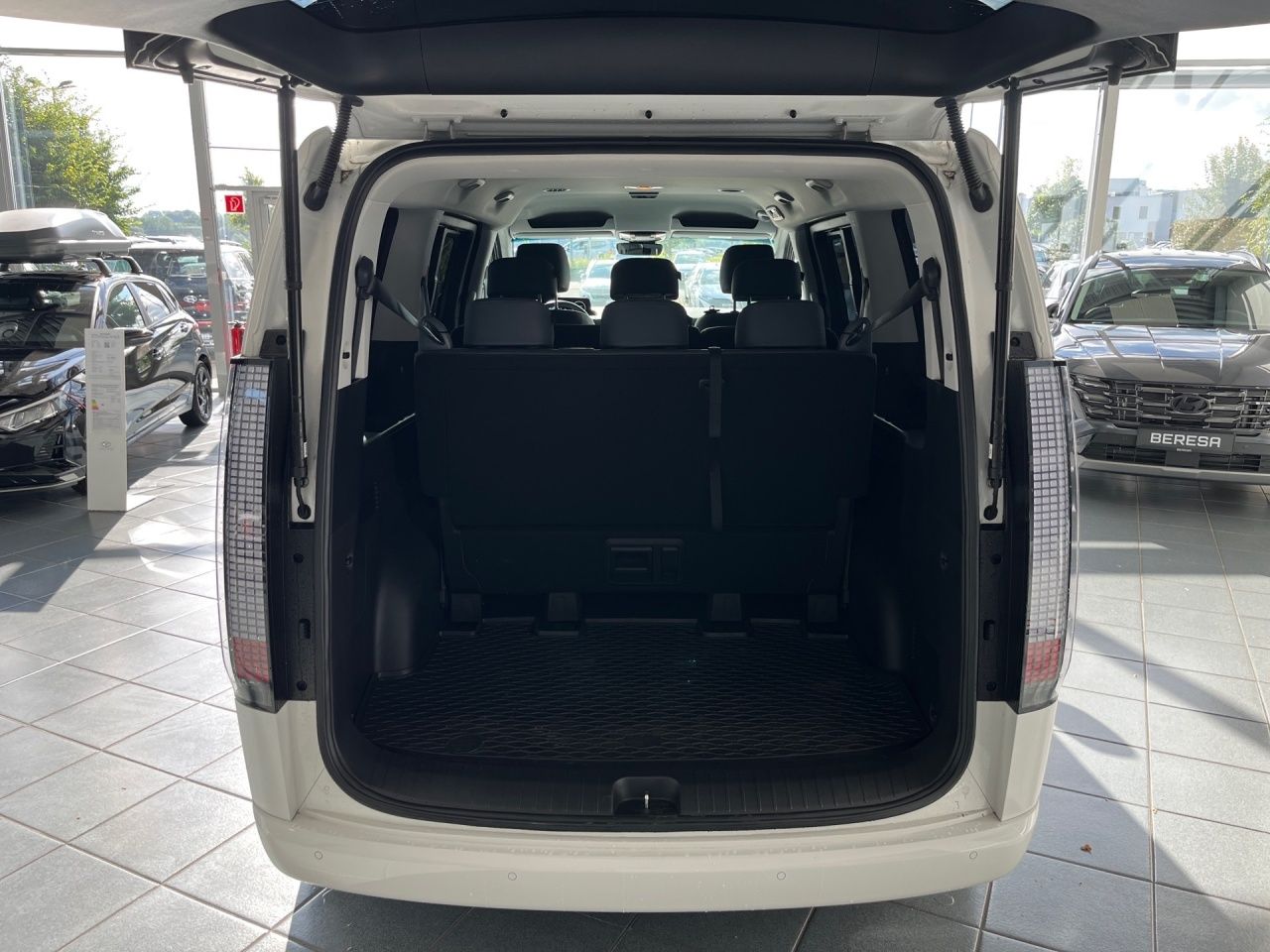 Hyundai Staria – Bild 12