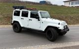 Jeep Wrangler Unlimited Sahara 3.6 V6 Camper Umbau - Jeep Wrangler mit Schiebedach