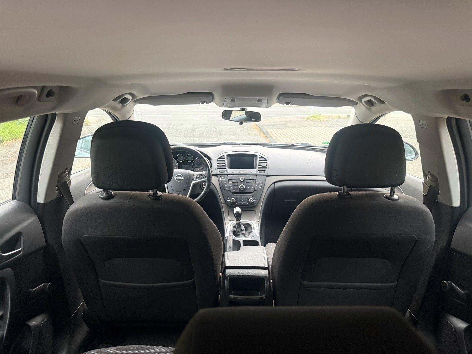 Opel Insignia 2012 — photo 8