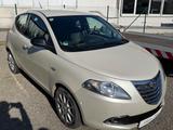 Lancia Ypsilon Platinum TwinAir Turbo/LEDER/8xALU/TOP!! - Lancia Ypsilon Gebrauchtwagen