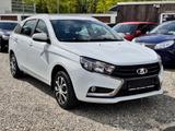Lada Vesta /Tempomat/Shz/Pdc - Lada Vesta aus 2018