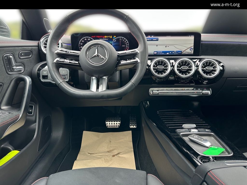 MERCEDES-BENZ CLA 250
