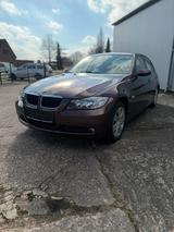 BMW 3er E90 - BMW aus 2006: 3er