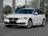 BMW 320 d touring Luxury Line Purity 3 J. GARANTIE ! - BMW 320 Gebrauchtwagen in Krefeld