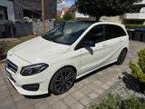 Mercedes-Benz B 200 Urban, Night Paket - Mercedes-Benz B 200 aus 2017