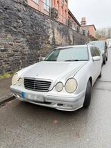 Mercedes-Benz Mercedes Benz E240 benzin - Mercedes-Benz E 240 in Wuppertal