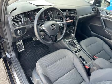 Volkswagen Golf - 7