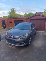Citroën Citroen C4 1.2 PureTech Automatik - Citroën C4 in Hamburg