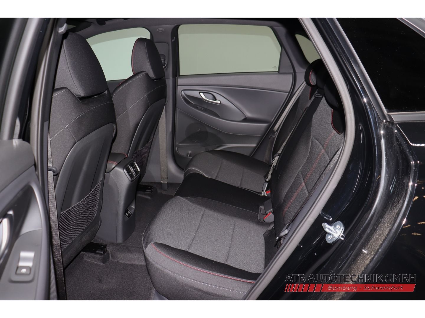 Fahrzeugabbildung Hyundai i30 N Line MY26 N-Line 1.6 T-GDi 150PS 7-DCT 2WD