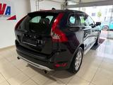 Volvo XC60 DRIVe R Design*2.HAND*S-HEFT*LEDER*AHK*VOLL - Volvo Gebrauchtwagen von 2010