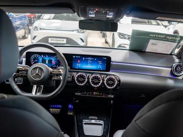 صورة مصغرة 11 لـ 2025 Mercedes-BENZ A 220