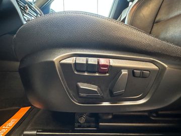 BMW X3 xDrive 35 d *Navi*xLine*Kamera*