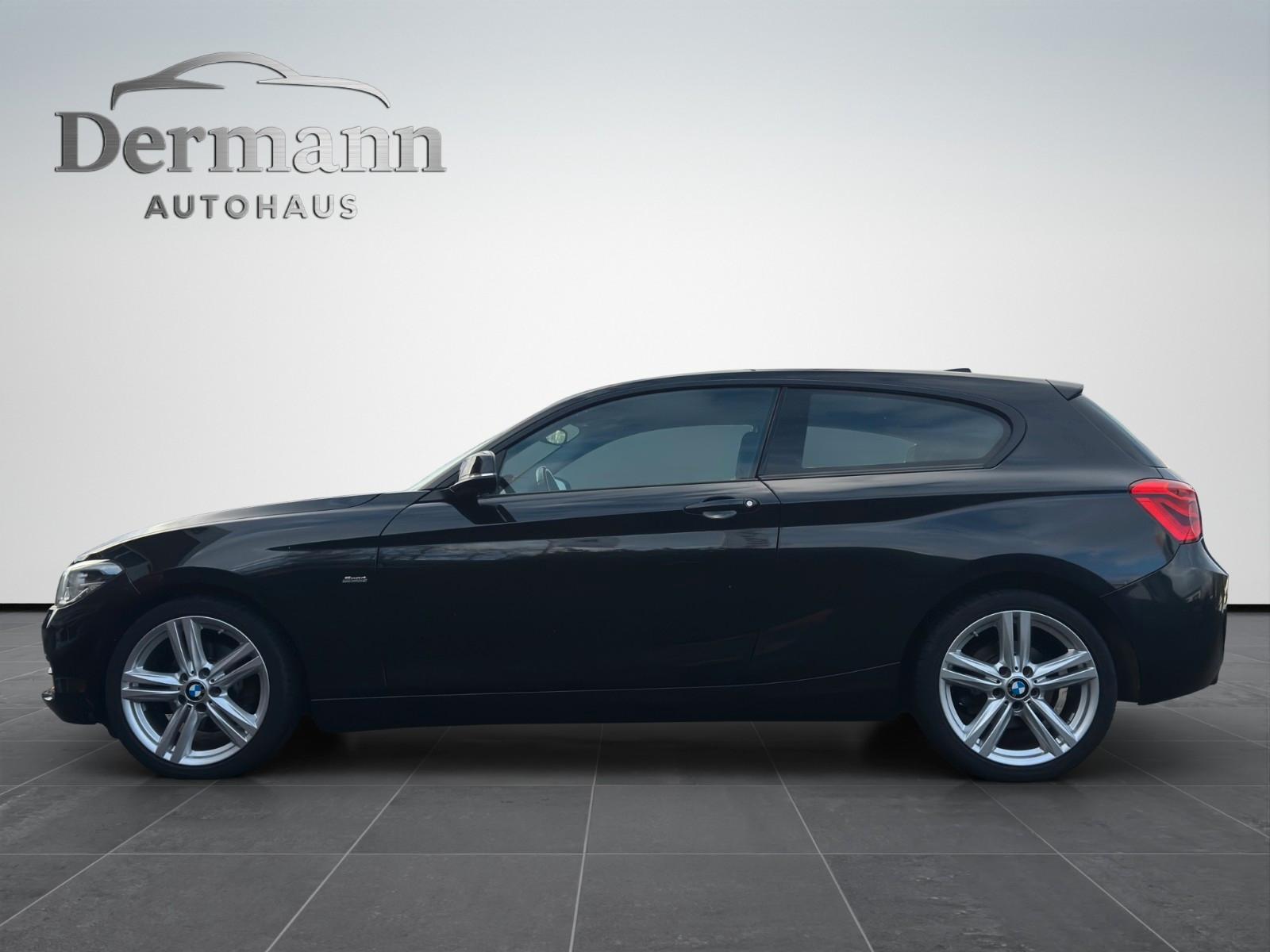 BMW 120i*Sport Line* TEMPOMAT*LED*NAVI*PDC*