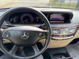 Mercedes-Benz S-350 Navi+Camera/S.Dach/Bi-Xenon/SoftClose-Voll - Mercedes-Benz S 350 mit Benzin-Antrieb: Limousine