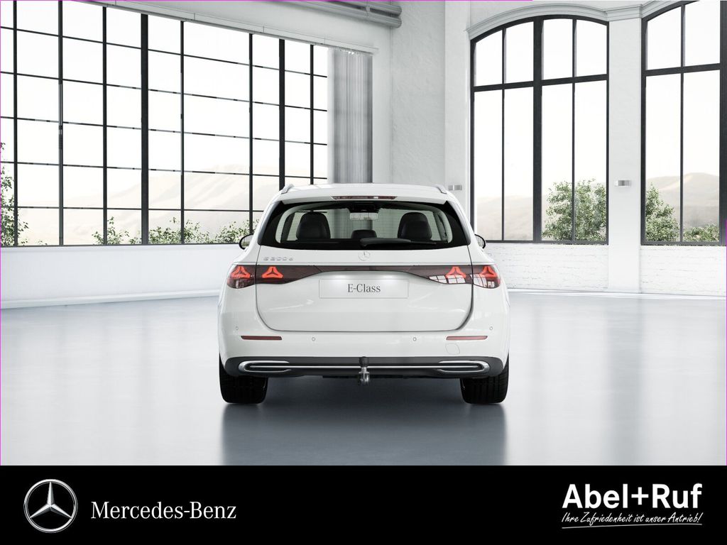 MERCEDES-BENZ E-Class 2026
