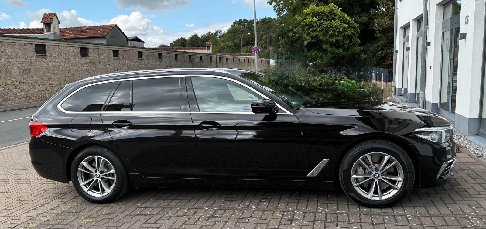 BMW 530d xDrive Touring A -