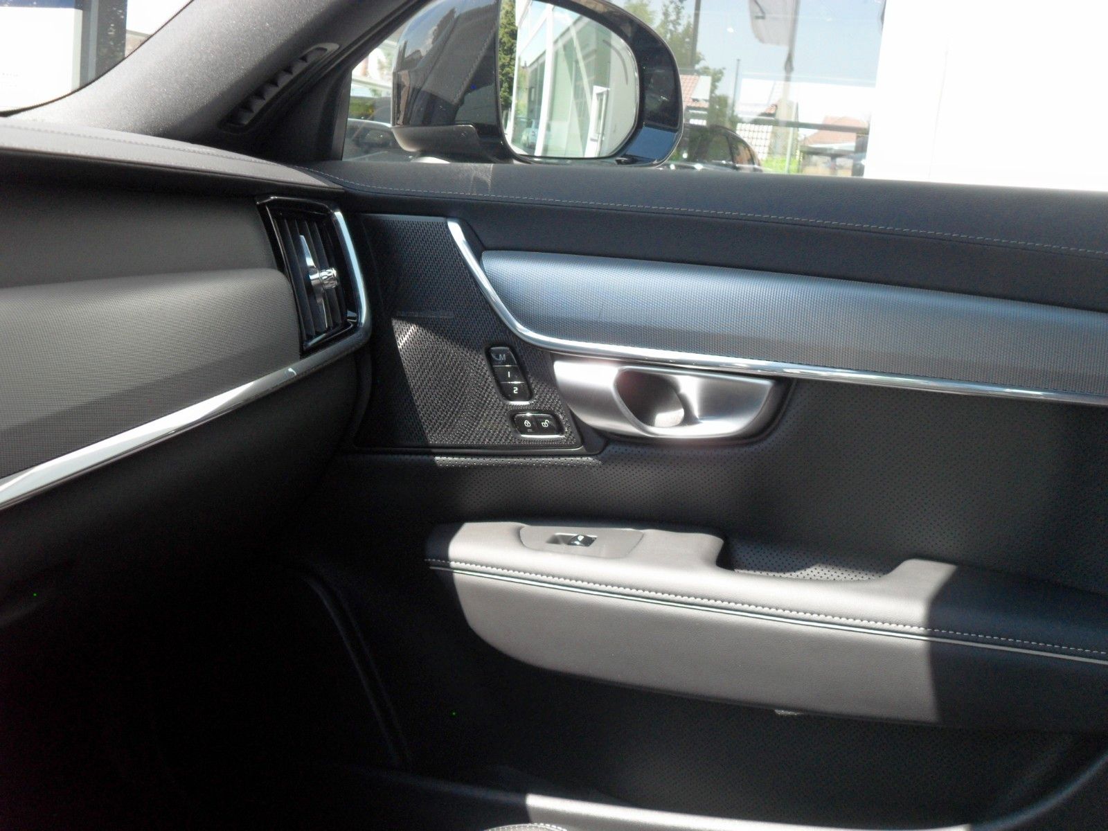 Fahrzeugabbildung Volvo V90 B4 Cross Country Plus AWD