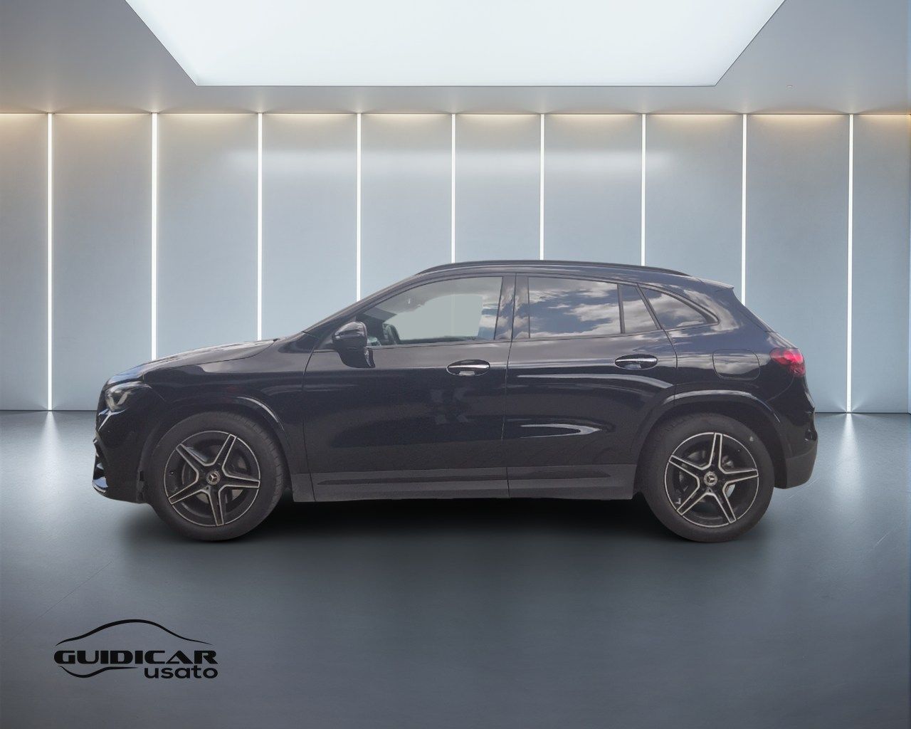 Mercedes-Benz GLA-H247 2023 - GLA 200 d AMG Line imagem 3