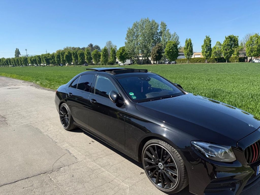 Image of Mercedes-Benz 220